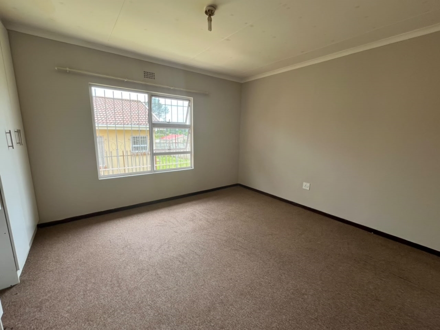To Let 3 Bedroom Property for Rent in Southernwood Eastern Cape